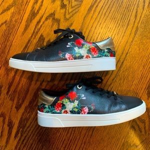 Ted Baker Size 6 Floral Sneakers